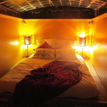 Chambres D'hotes Atypik Bed & Breakfast