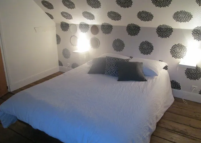 לינה וארוחת בוקר Chambres D'hotes Atypik דייפ